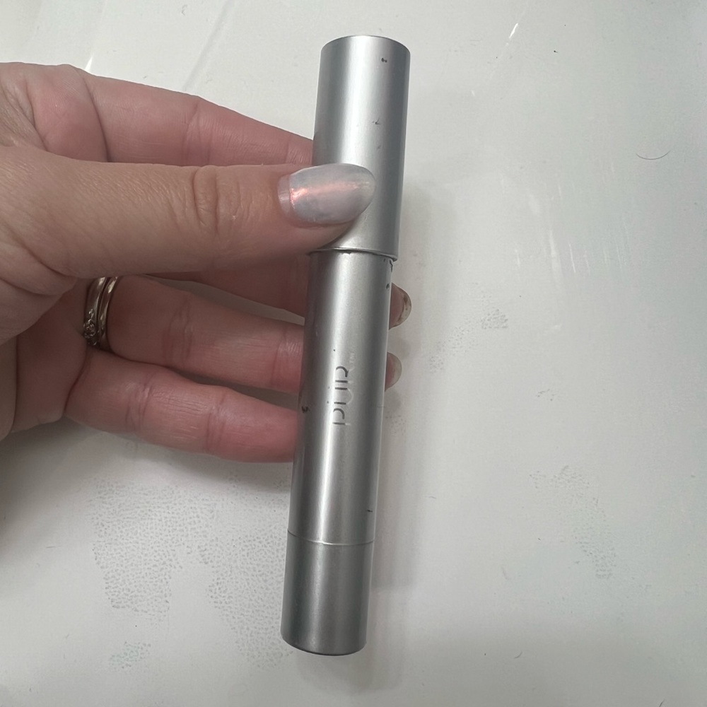 Pur X-Faux Lips Plumping Lip Exfoliator
